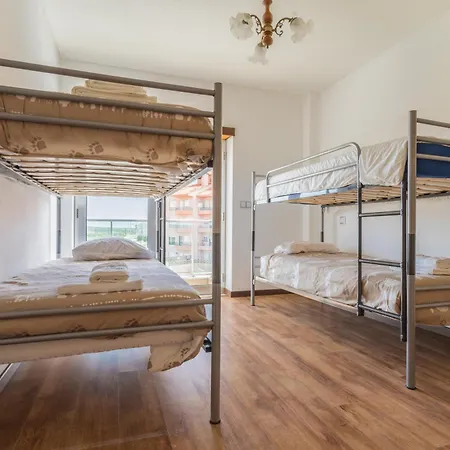 02 - Brand New, Modern & Cozy - Steps From The Daire